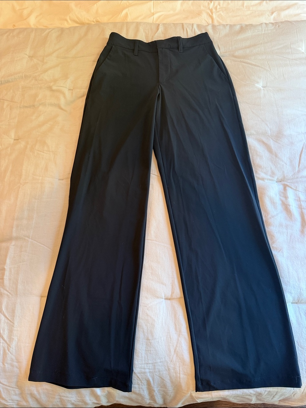 Vuori Black Wide-Leg Pull-On Pants